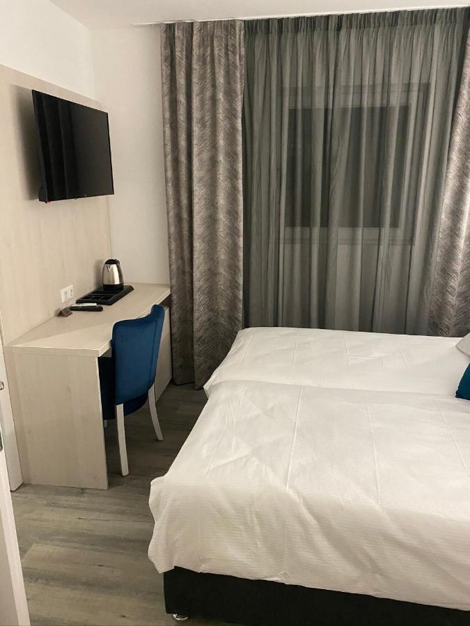Dm Sobe Lägenhet Tuzla Exteriör bild